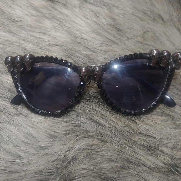 Womens Plastic Acyrlic Black bling rhinestone custom skull sunglasses main image 7